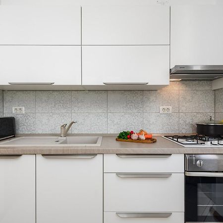 Aureo Apartment Pula Center المظهر الخارجي الصورة