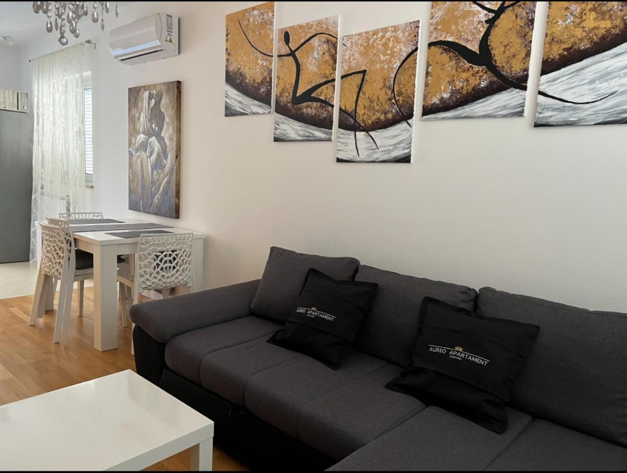 Aureo Apartment Pula Center المظهر الخارجي الصورة