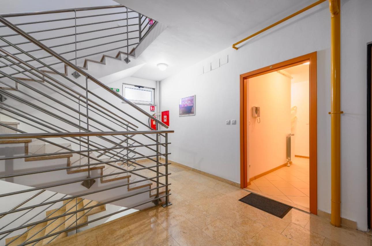 Aureo Apartment Pula Center المظهر الخارجي الصورة